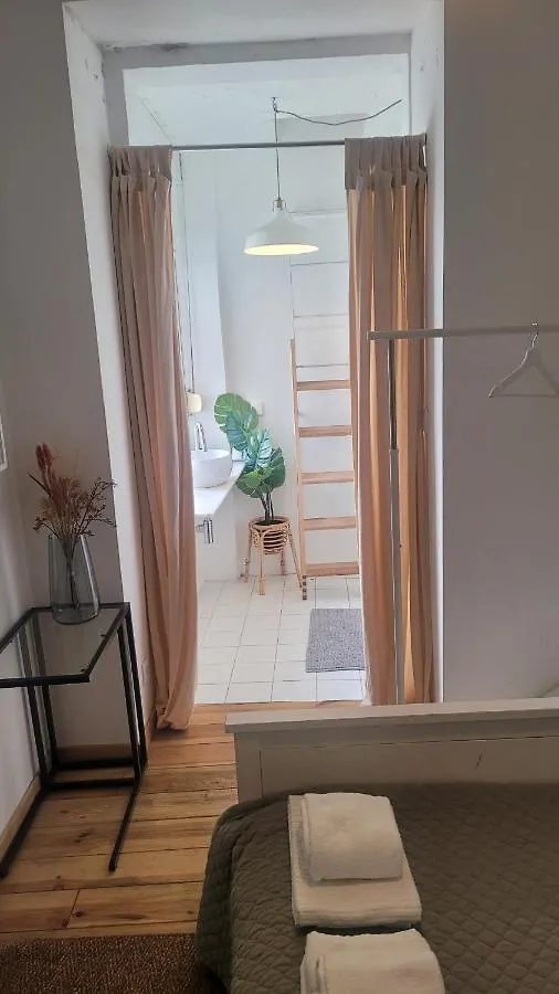 Tiny Suite With Private Bathroom - Bairro Alto Lisboa Portekiz